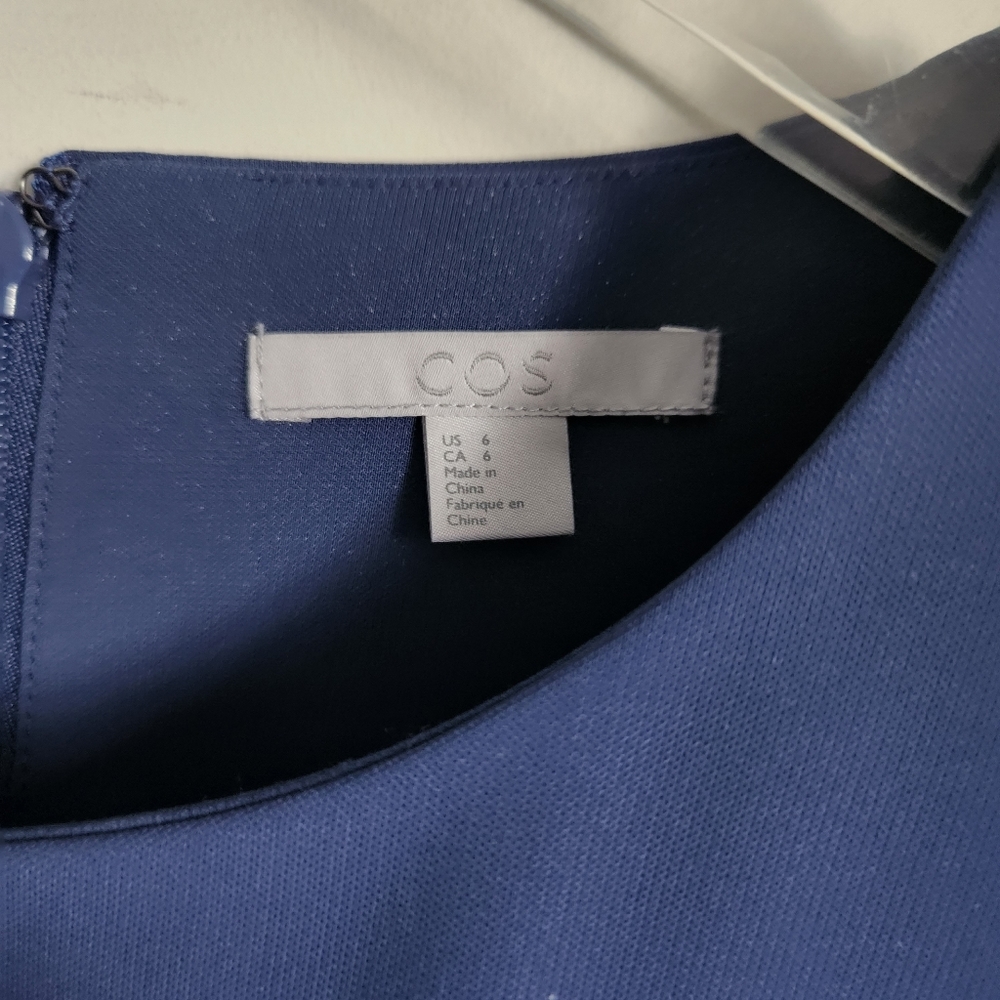 COS pleated hem cuff blouse navy blue sz 6 - Picture 3 of 5